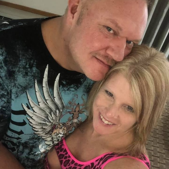 Meet your Posher, Michelle - Picture 1 of 1